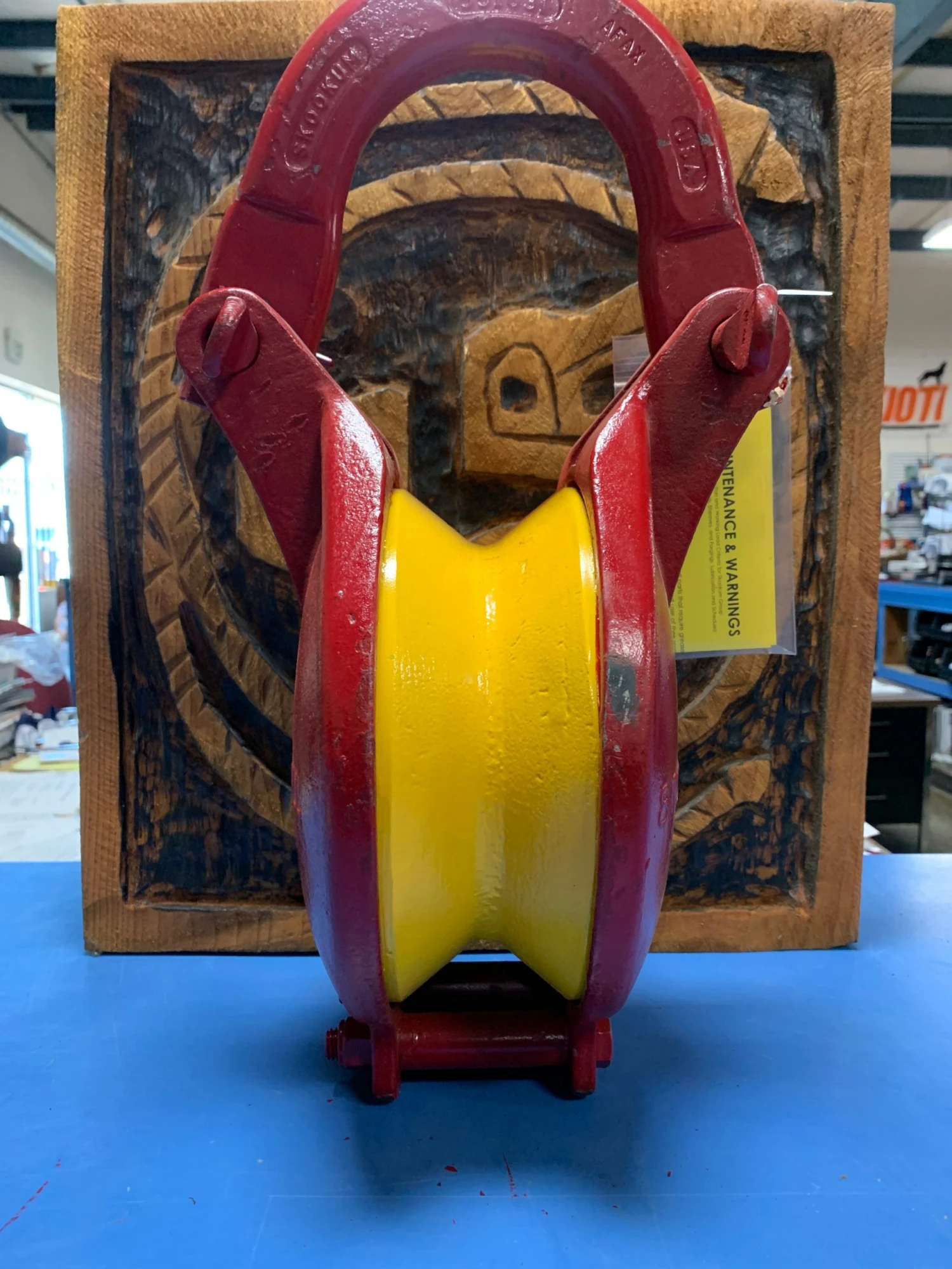 005_ed5c0eae-550f-42e8-bce0-3e8af562537b.jpg SKOOKUM R-8 RIGGING BLOCK 8" SHEAVE Logging & Forestry