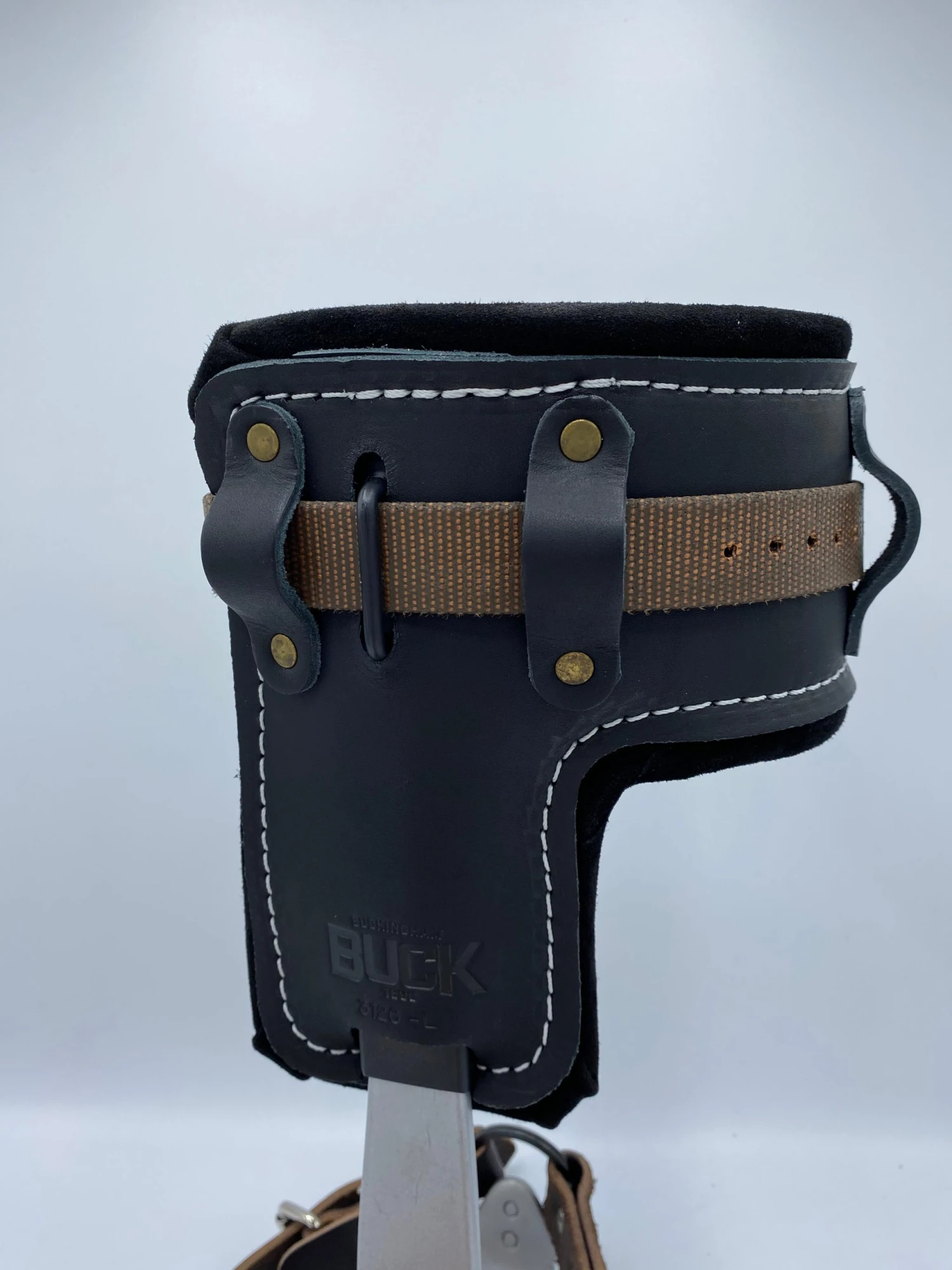 008_8211bfdd-003b-49fe-b99c-33645a7d00e6.jpg BUCKINGHAM 3126 L-SHAPE LEATHER CLIMBING PADS Arborists & Tree Care