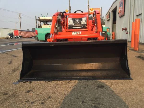 DK4210SE HST Kioti Tractor With KL5520 Loader KIOTI Tractors 4 DK4210SE HST Kioti Tractor With KL5520 Loader KIOTI Tractors