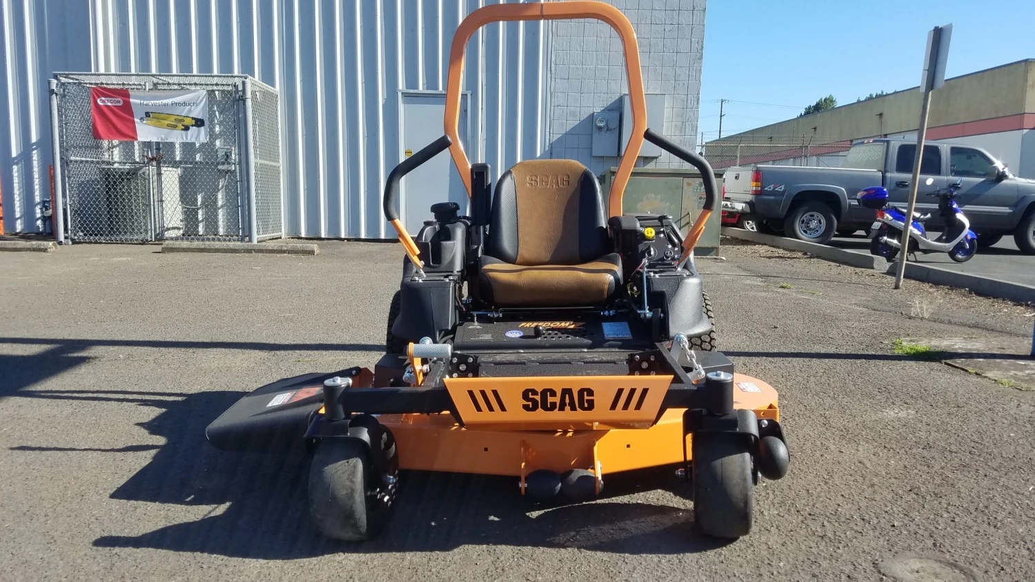 20190725_092415.jpg Cowlitz River Rigging Tractor Implements Freedom Z Zero Turn Mower