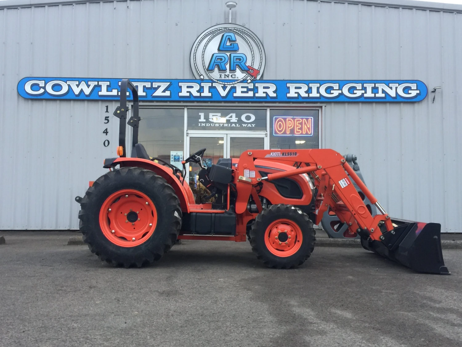 DK4510 Kioti Tractor With KL5520 Loader KIOTI Tractors 1 DK4510 Kioti Tractor With KL5520 Loader KIOTI Tractors
